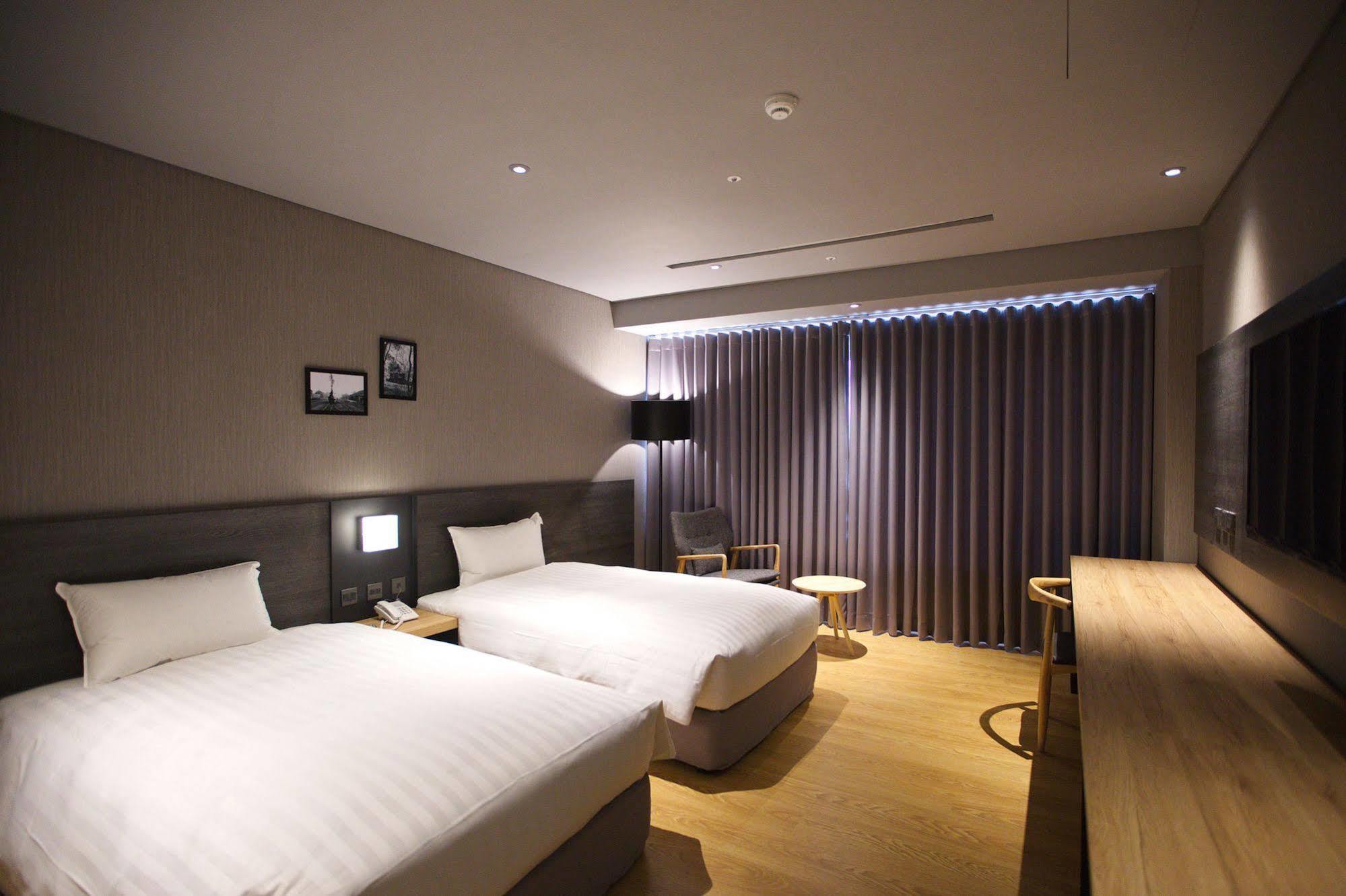 Chiayi Guanzhi Hotel Luaran gambar