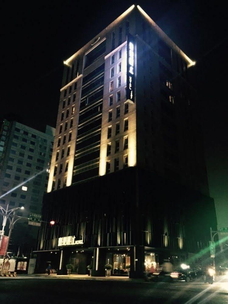 Chiayi Guanzhi Hotel Luaran gambar